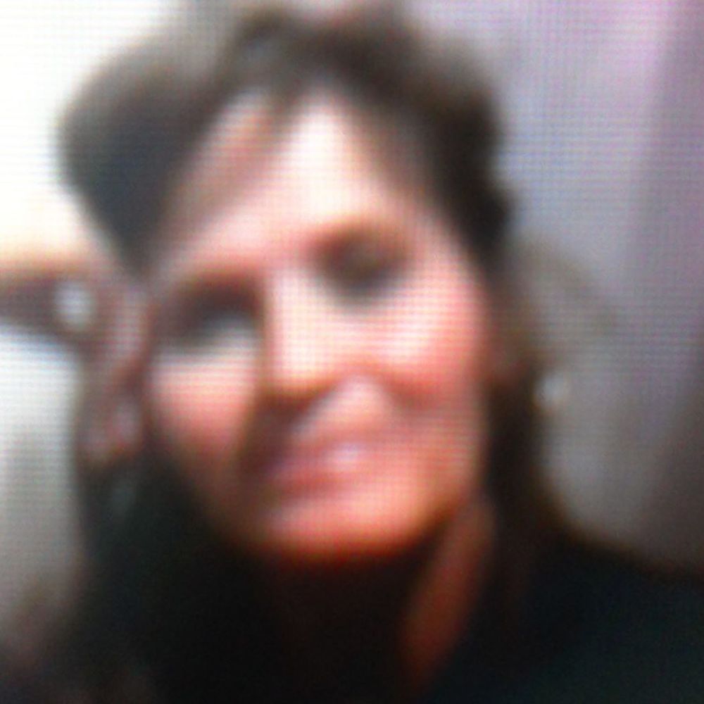 Meet your Posher, Shirely